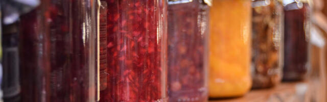 “Karavan zimnice” na pijaci “Skadarlija”: Očekuje vas raznovrsna ponuda domaćih specijaliteta