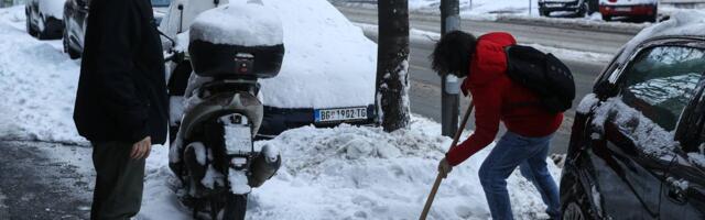 „Svaka lopata znači“: Studenti u blokadi pozvali na veliku akciju čišćenja snega
