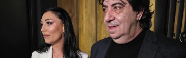 "IMAĆU TRAUMU DOK SAM ŽIVA" Pevačica bila žrtva zlostavljanja, a danas uživa pored 30 godina starijeg kompozitora: Ovako priča o bolnoj temi