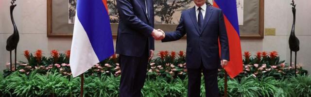 Evropske demokrate: Vučić produbljuje odnose s Moskvom dok koristi fondove EU