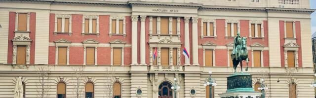 Бесплатнa тура разгледања Београда аутобусом 10. јуна