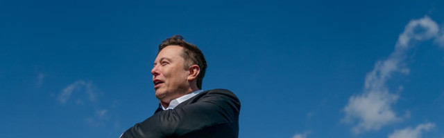 ELON MASK: Pokušao sam da Teslu prodam Apple-u