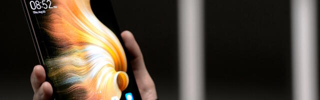 Tecno otkriva koncept telefon Phantom Ultimate sa ekranom na izvlačenje