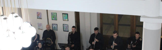 Direktor leskovačkog pozorišta tvrdi da nije znao da Simfonijski orkestra treba da drži koncert kod njih