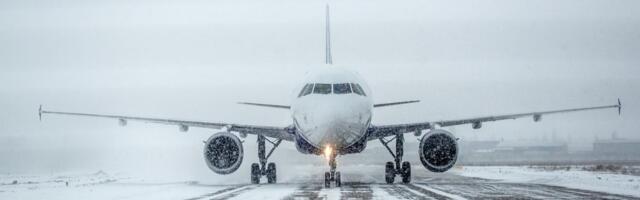 Zbog loših vremenskih uslova privremeno obustavljen avio-saobraćaj na Aerodromu Beograd