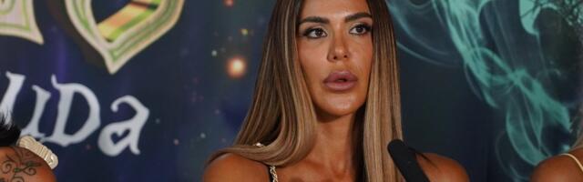 "Je'l sam trebala da rodim sa 13?": Pevačica burno odreagovala na pitanje o braku i deci