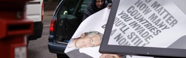 Objavljena dokumenta povezana sa Epstinom u kojima se pominje Tramp, ali bez optužbi