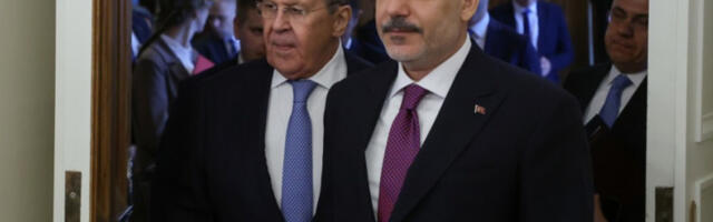 Лавров: Европа аплаудира Зеленском док се рехабилитује нацизам
