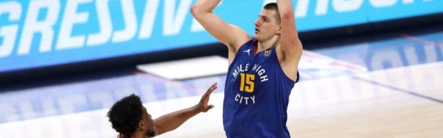 Jokić u stilu Pejtona Meninga, Denverova brzinska pobeda (VIDEO)