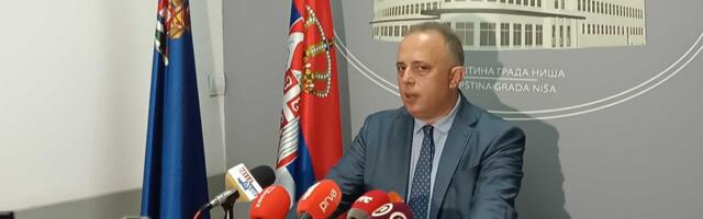 Janković tuži Novakovića koji ne dolazi na ročišta – dao lekarsko opravdanje, a u isto vreme uslikan na slavi