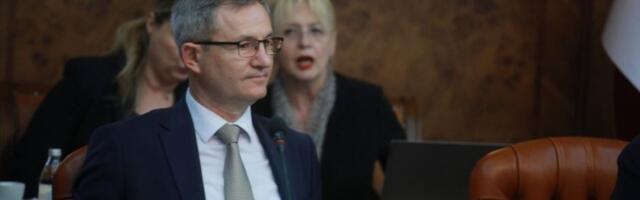 Ministar na Pinku srpske poljoprivrednike nazvao pijanim milionerima: Nikezić mu odgovorio