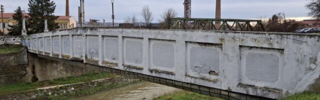 Uskoro rekonstrukcija PEŠAČKOG MOSTA - Raspisan tender za projektante