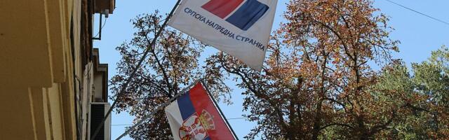 Troje Kragujevčana saslušano zbog navodnog vređanja aktivista SNS