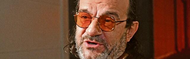 "SOMA EVRA SAM PLATIO KOPIJU" Aca Lukas otkrio kako je namestio zamku devojkama koje su ga potkradale: "Mogu da zamislim šta je bilo kad su ga prodale!"