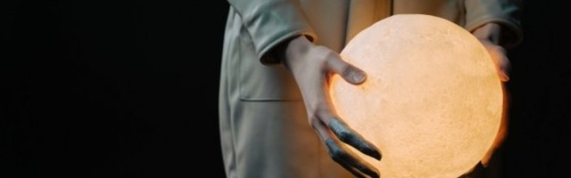 NAJTAČNIJI NEDELJNI HOROSKOP OD 22. DO 29. MARTA! Ovnovi se ZALJUBLJUJU, Vagama PREOKRET na POSLU, a evo koji znak će DOBITI POVIŠICU