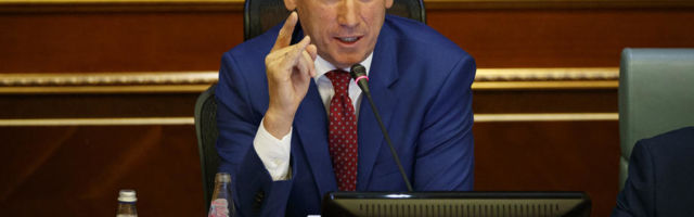 VESELJI: Više volim dijalog, ali spreman sam i za rat