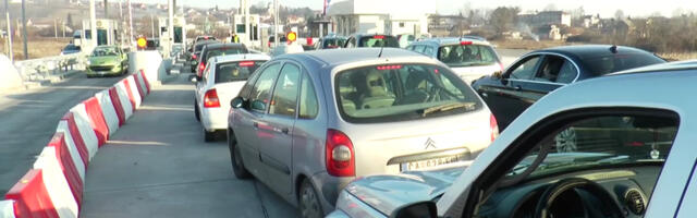 Preko 1000 vozila u koloni, potpuni kolaps ka Zlatiboru