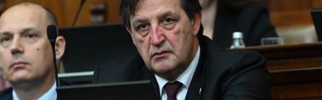 Ministar odbrane Gašić ne zna činove u Vojsci (VIDEO)