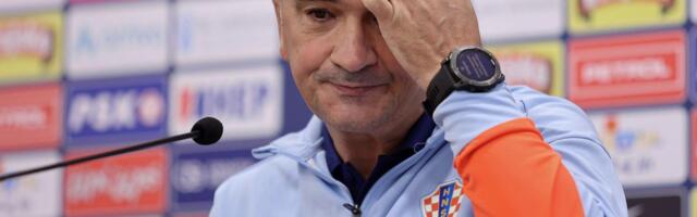 Dalić napušta Hrvatsku, navijači zaboravili uspehe sa reprezentacijom: Hvala k...u, odlazi zalizani, neka peva prateće vokale Tompsonu!