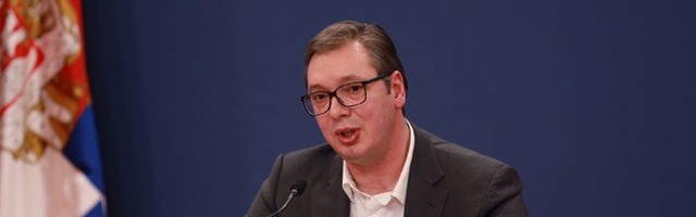 Vučić stigao u Bahrein: Sutra sastanak sa kraljem