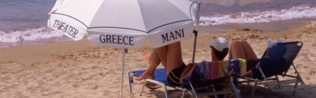 Neverovatna priča iz Grčke - prodavci krofni ratuju na plažama zbog zarade od 150.000 evra