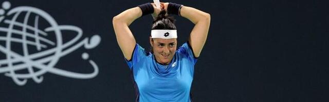 Ako ga ne žele, zašto su mu dali vizu? Treba da poštujemo Novakov izbor