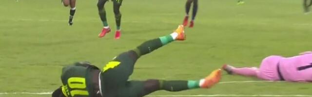 MANE I SA POTRESOM MOZGA TRESE MREŽE! Senegalu bila potrebna DVA IGRAČA VIŠE za pobedu! (VIDEO)