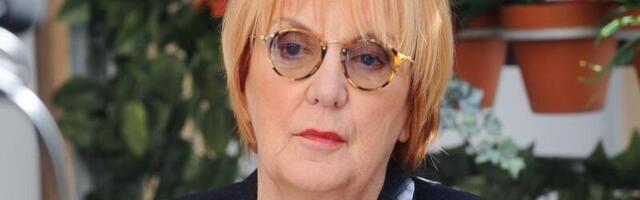 "BOLJE DA SAM MEĐU SRBIMA NEGO SOPSTVENOM DECOM" Izjava Vedrane Rudan SEČE POPUT ŽILETA, bolesnu spisateljicu sin ZANEMARIO!