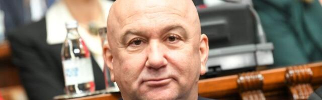 Popović: Srbiji potrebni najjeftiniji ruski gas i nafta za stabilno snabedavnje