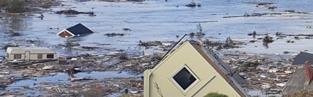 U ruševinama čuli dah, počeli su mahnito da kopaju!