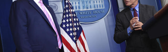 “TO JE SMEŠNO” Bela kuća: Tramp neće otpustiti Faučija