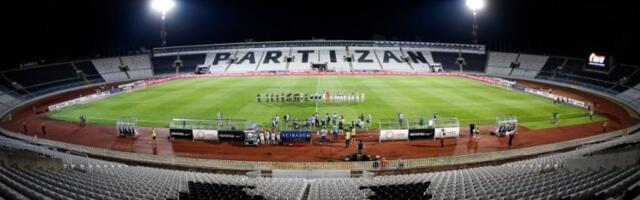 Trik pred VEČITI DERBI! Trener Partizana objavio sastave, Zvezda POLUPALA "parni valjak", crno-beli osvojili titulu! (VIDEO)