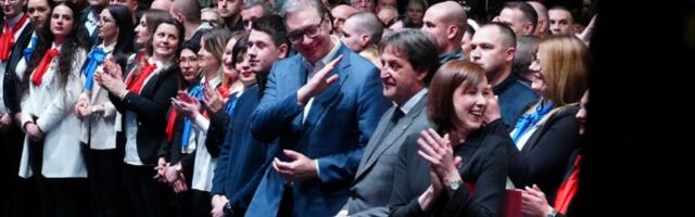Vučić oporezuje Batu Gašića!