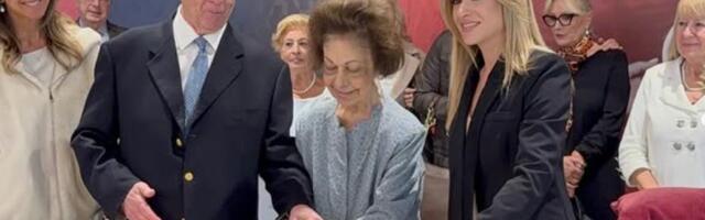 "Čovek vredi onoliko koliko može da pomogne drugome": Ministarka Stamenkovski, na poziv porodice Karađorđević, prisustvovala tradicionalnom bazaru