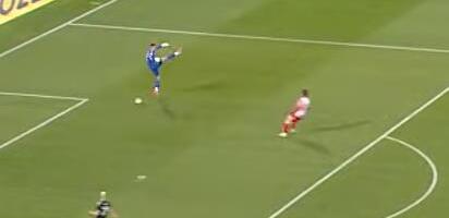 KATAI NIKADA U ŽIVOTU NIJE POSTIGAO LAKŠI GOL, KIKS GOLMANA ČUKARIČKOG OBILAZI SRBIJU! Pogledajte kako je Lazar Kaličanin poklonio Zvezdi gol! VIDEO