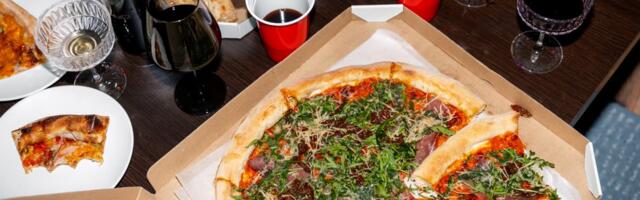 Aluminijumska folija za hranu, kartonske i plastične čaše: kompletan set za picerije