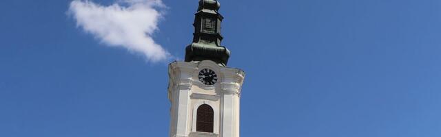 Poreska poslala rešenja o doprinosima za sveštenike