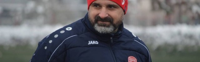 Iz zadnje linije, igrom kratkih pasova do Superlige!