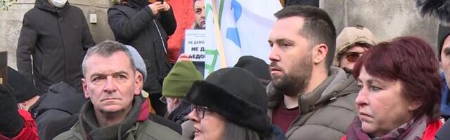 Serbia’s Government denies postponing session due to environmental protest