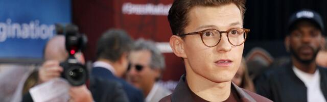Mladi glumac prvi put progovorio o glasinama da će biti novi Džejms Bond