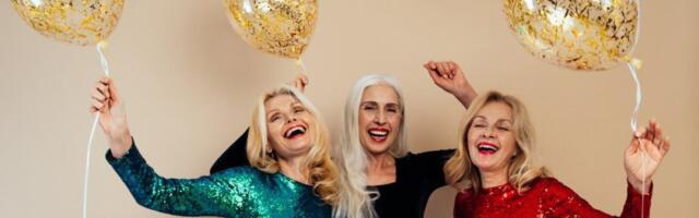 5 novogodišnjih haljina koje nikada ne izlaze iz mode – za žene u svim godinama(FOTO)