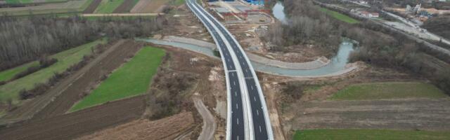 Stiže "Osmeh Vojvodine": Potpisan ugovor za 186 km puta, 12 petlji i 46 mostova - evo kuda će prolaziti