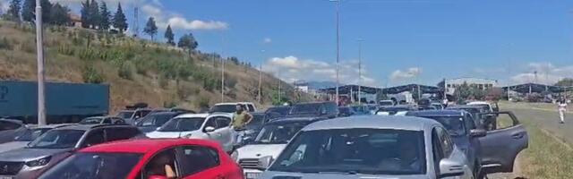 "Od Kraljeva do letovališta u Grčkoj za 7 sati": Nikolići prošli granicu na putu do mora za samo 10 minuta