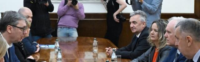 ZAVRŠENE KONSULTACIJE! Predsednik Vučić razgovarao sa predstavnicima stranke Mi-glas iz naroda!