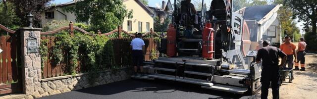 Asfaltirana ulica Braće Ribnikar u Vinogradima