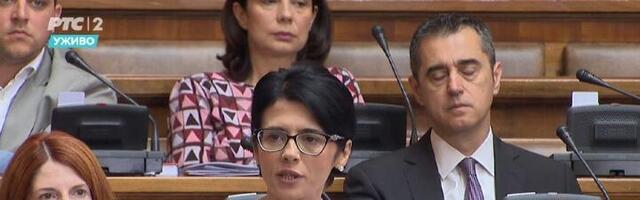 Živković: Gospođo Stamenkovski, zar je "ideologija smrti" kad kažemo sklonite deci dilere iz škola?