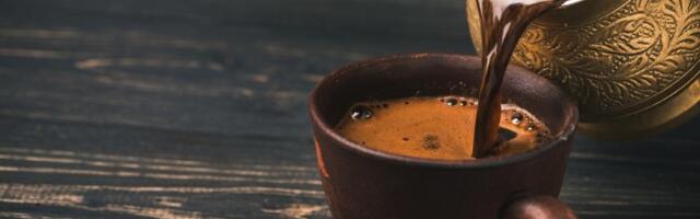 Kuvar iz 1967. rešio misteriju - ovo je RAZLIKA između srpske i turske KAFE