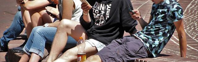 Istraživanje: Tri nedelje bez od telefona bolje za mentalno zdravlje mladih od dve nedelje raspusta