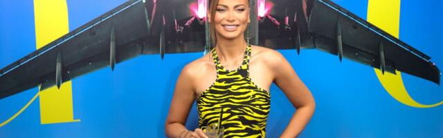 "NISAM ŽELELA NIKOME DA SE DOPADNEM" Evo u čemu je CAKA! Milica Pavlović blista na promociji novog albuma, nazdravila pa stala: Ne smem previše... (FOTO, VIDEO)