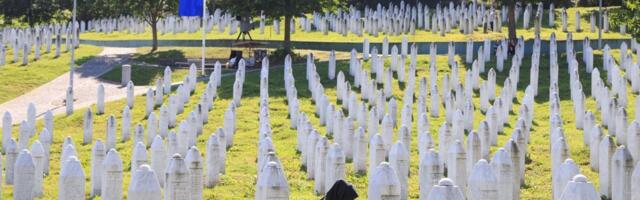 Pumpanje mita! Kampanja na steroidima: Blokaderi i antisrpski ekstremisti podgrevaju laž o genocidu u Srebrenici